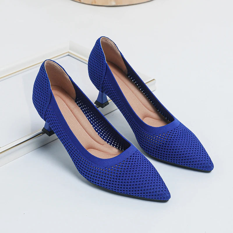 Scarpin Salto Médio Confortável em Malha Tricô - Lara