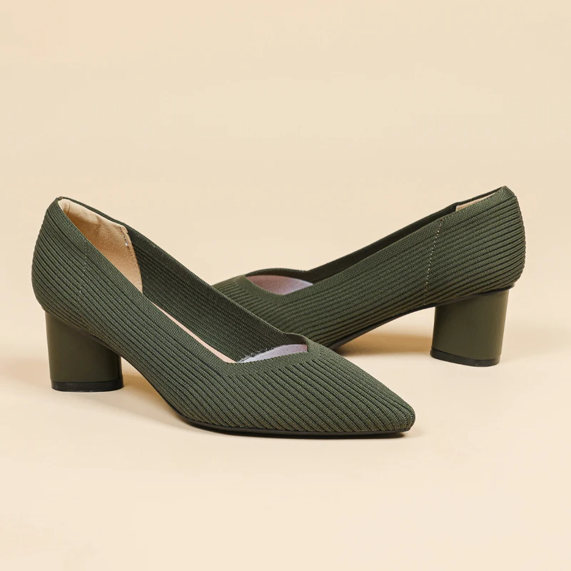 Scarpin Salto Bloco Confortável em Malha Tricô - Hazel