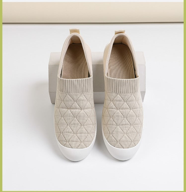 Sapato Slip-On Anabela em Malha Tricô Acolchoada - Sibel