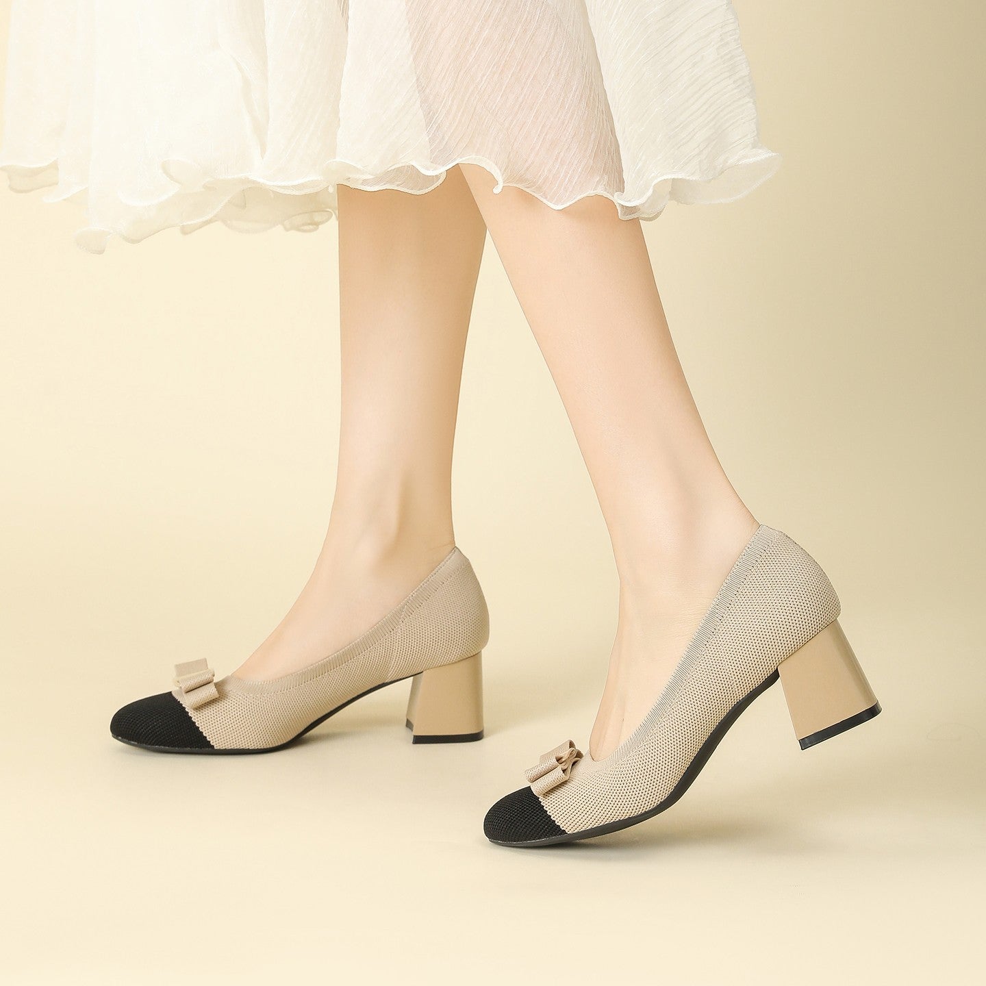 Scarpin Salto Bloco Confortável em Malha Tricô – Valerie