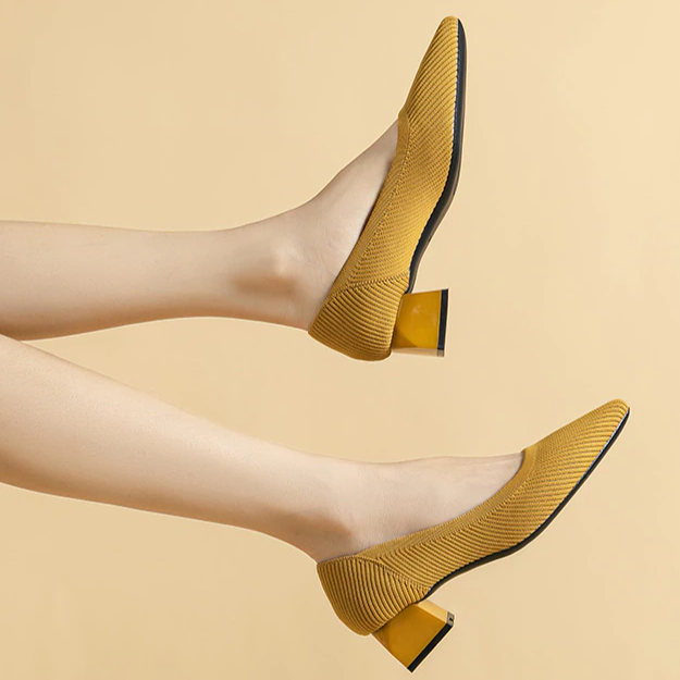 Scarpin Salto Bloco Confortável em Malha Tricô - Agnes