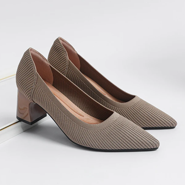 Scarpin Salto Bloco Confortável em Malha Tricô - Alice