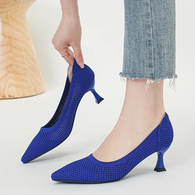 Scarpin Salto Médio Confortável em Malha Tricô - Lara