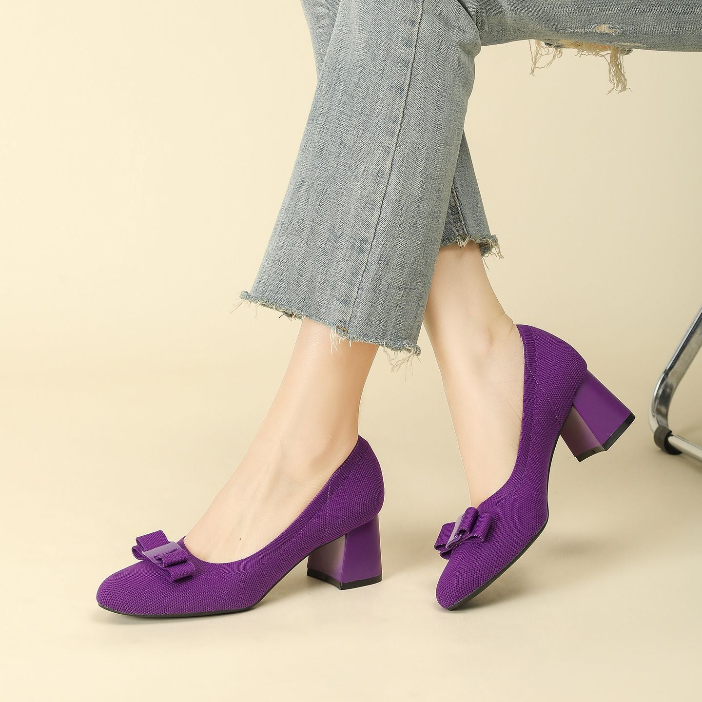 Scarpin Salto Bloco Confortável em Malha Tricô – Valerie