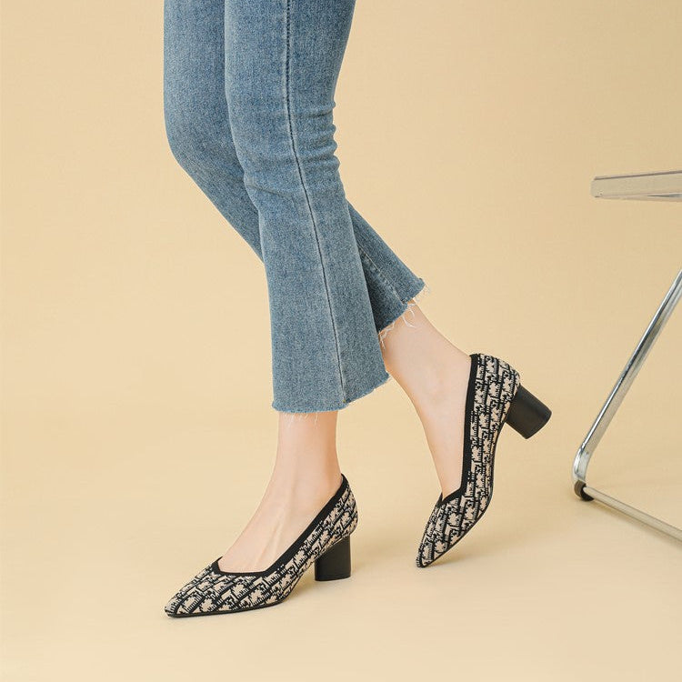 Scarpin Salto Bloco Confortável em Malha Tricô - Danika