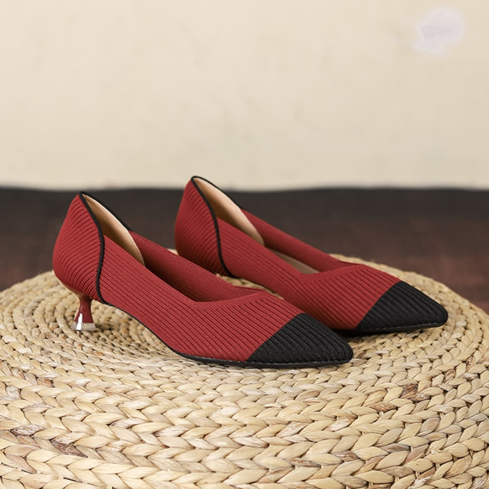 Scarpin Salto Kitten Confortável em Malha Tricô - Grace