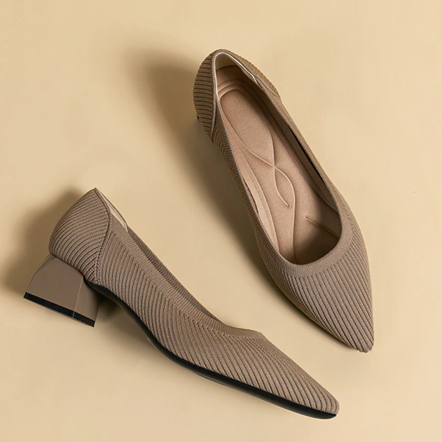 Scarpin Salto Bloco Confortável em Malha Tricô - Agnes