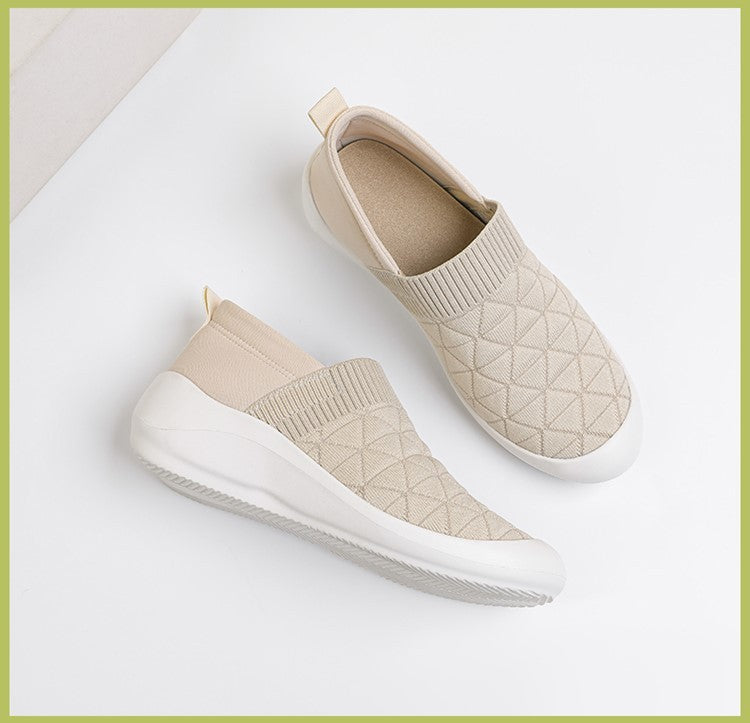 Sapato Slip-On Anabela em Malha Tricô Acolchoada - Sibel