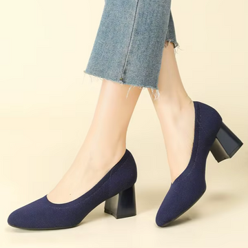 Scarpin Salto Bloco em Malha Tricô Confortável – Dominique