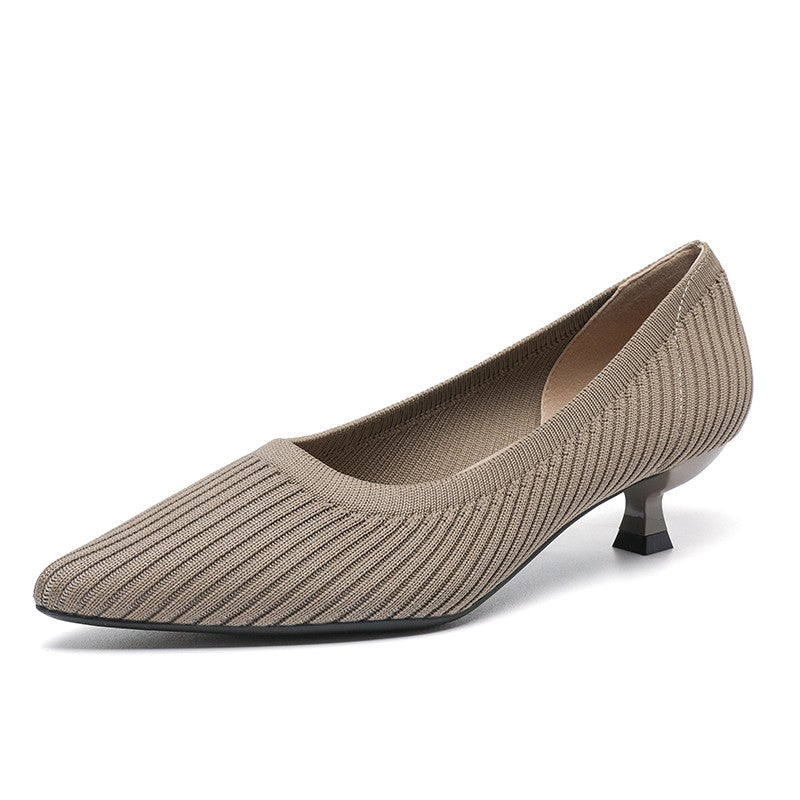 Scarpin Salto Kitten Confortável em Malha Tricô - Elara