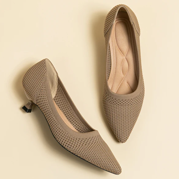 Scarpin Salto Kitten Confortável em Malha Tricô - Leandra