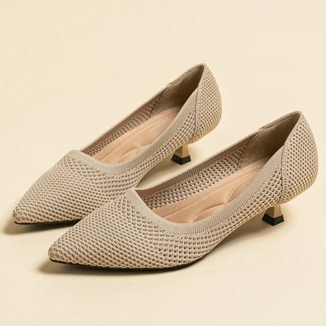 Scarpin Salto Kitten Confortável em Malha Tricô - Leandra