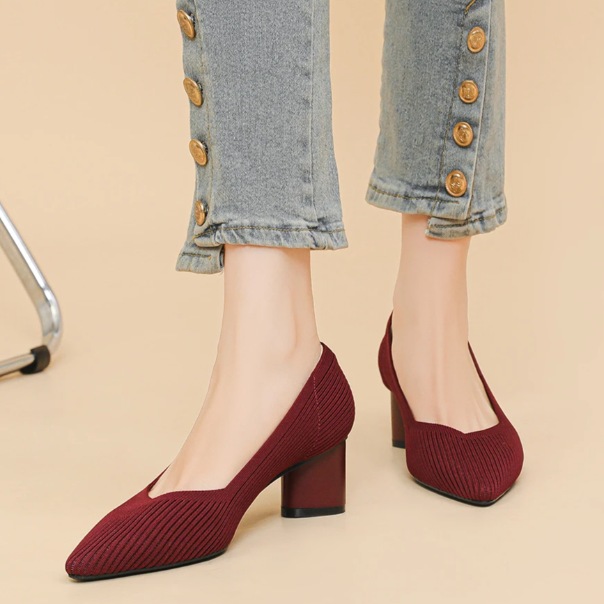 Scarpin Salto Bloco Confortável em Malha Tricô - Hazel