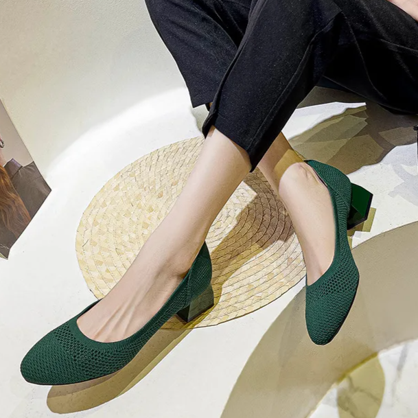 Scarpin Salto Bloco Confortável em Malha Tricô - Alisha