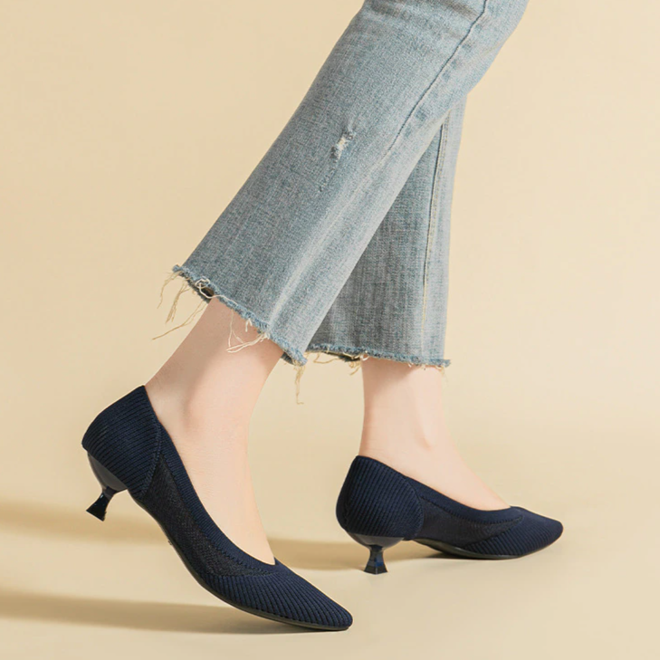Scarpin Salto Kitten Confortável em Malha Tricô - Sarah