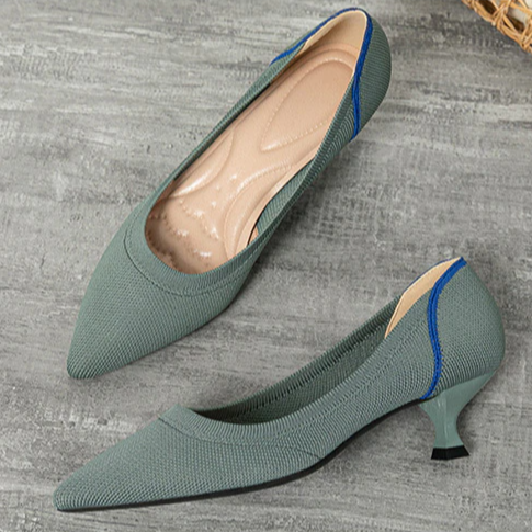 Scarpin Salto Kitten Confortável em Malha Tricô - Stella