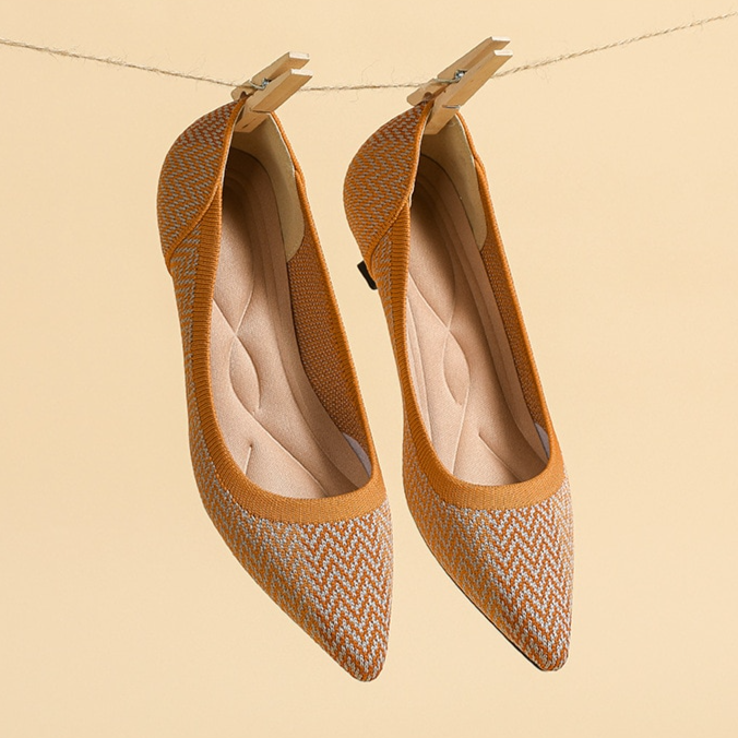 Scarpin Salto Kitten Confortável em Malha Tricô - Dandara