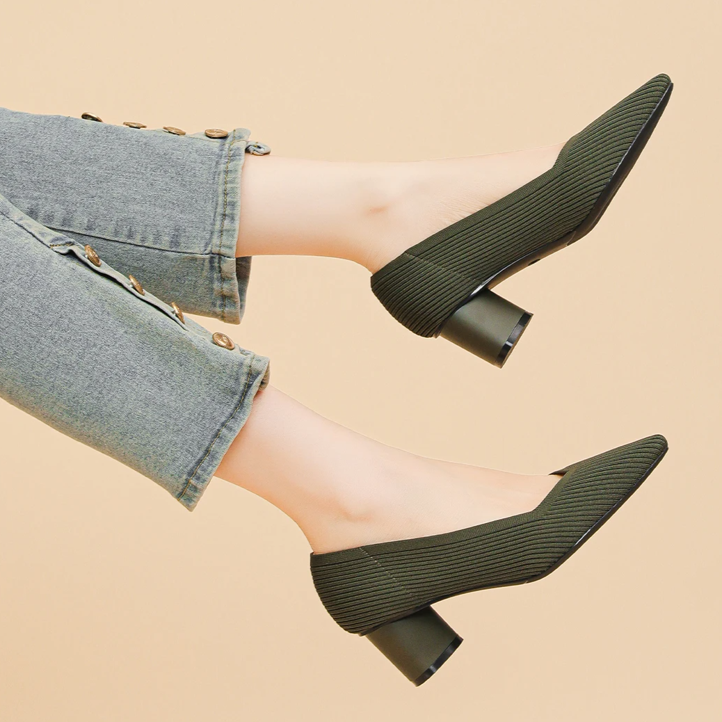Scarpin Salto Bloco Confortável em Malha Tricô - Hazel