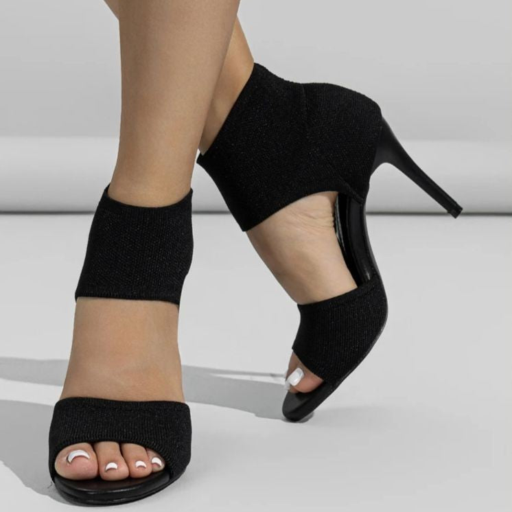 Sandália Peep Toe em Malha Tricô com Salto Fino - Isolde