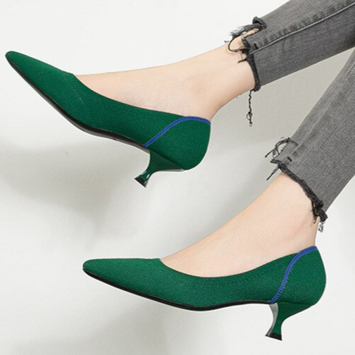 Scarpin Salto Kitten Confortável em Malha Tricô - Stella