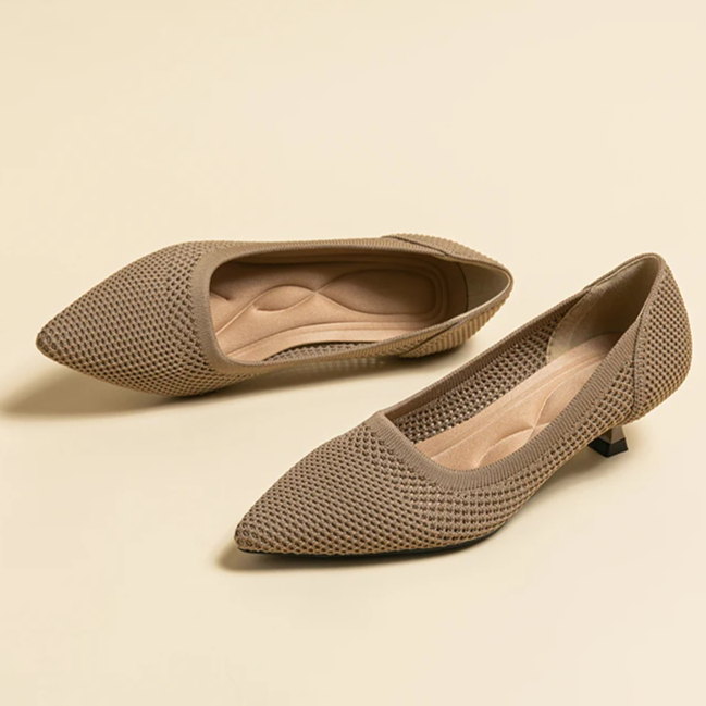 Scarpin Salto Kitten Confortável em Malha Tricô - Leandra