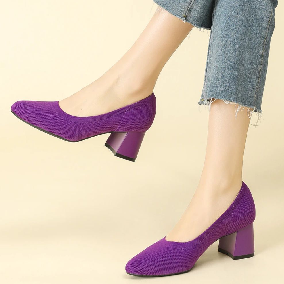 Scarpin Salto Bloco em Malha Tricô Confortável – Dominique
