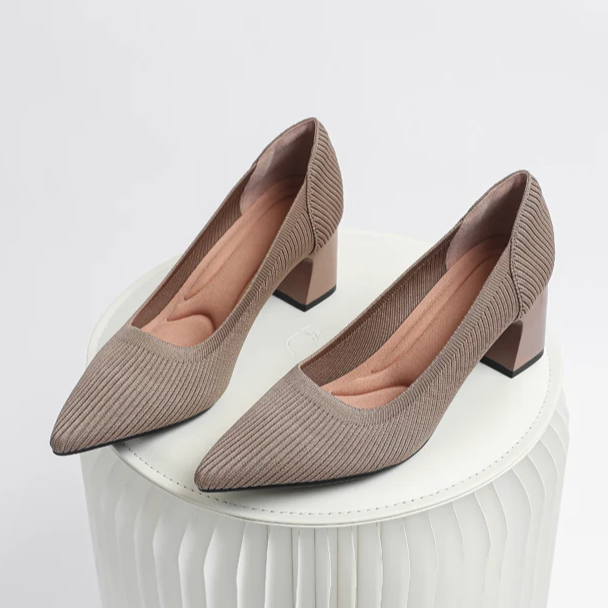 Scarpin Salto Bloco Confortável em Malha Tricô - Alice