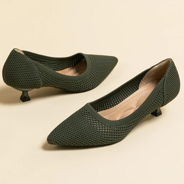 Scarpin Salto Kitten Confortável em Malha Tricô - Leandra