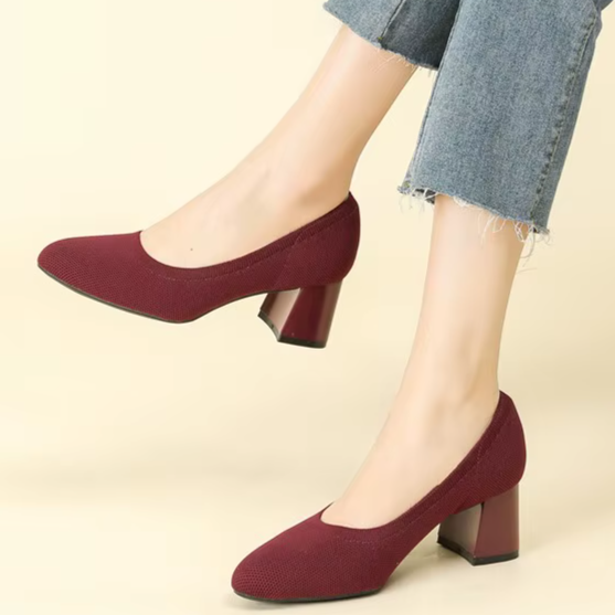 Scarpin Salto Bloco em Malha Tricô Confortável – Dominique