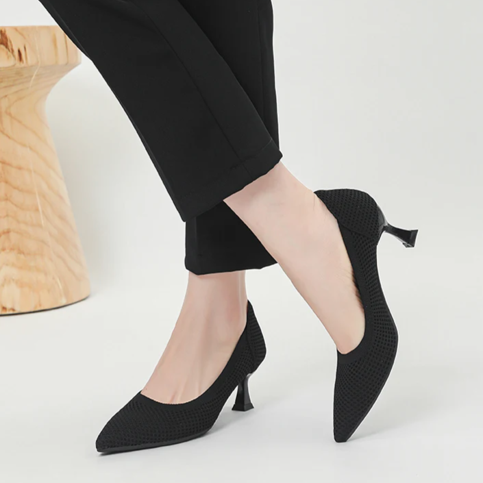 Scarpin Salto Médio Confortável em Malha Tricô - Lara