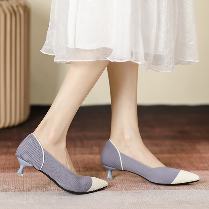 Scarpin Salto Kitten Confortável em Malha Tricô - Grace