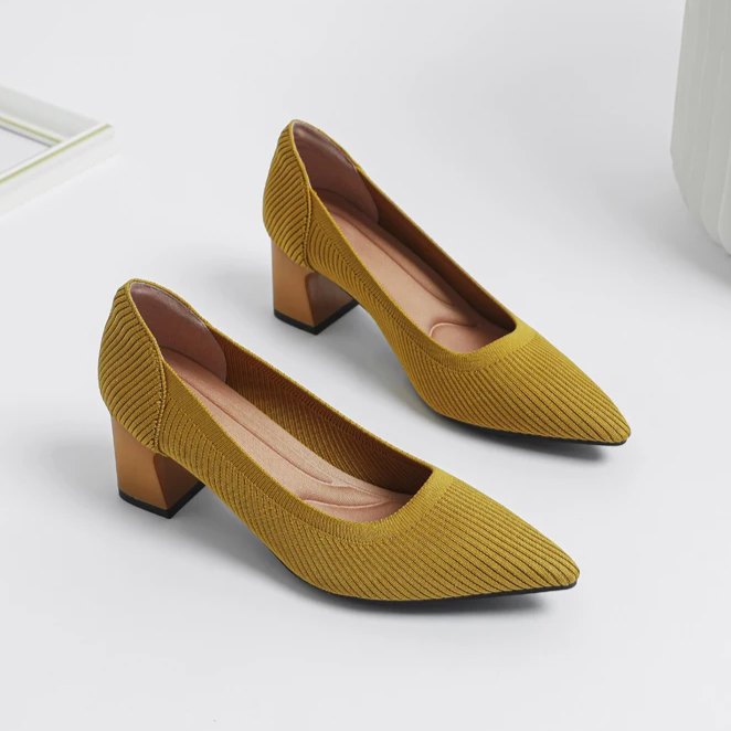 Scarpin Salto Bloco Confortável em Malha Tricô - Alice