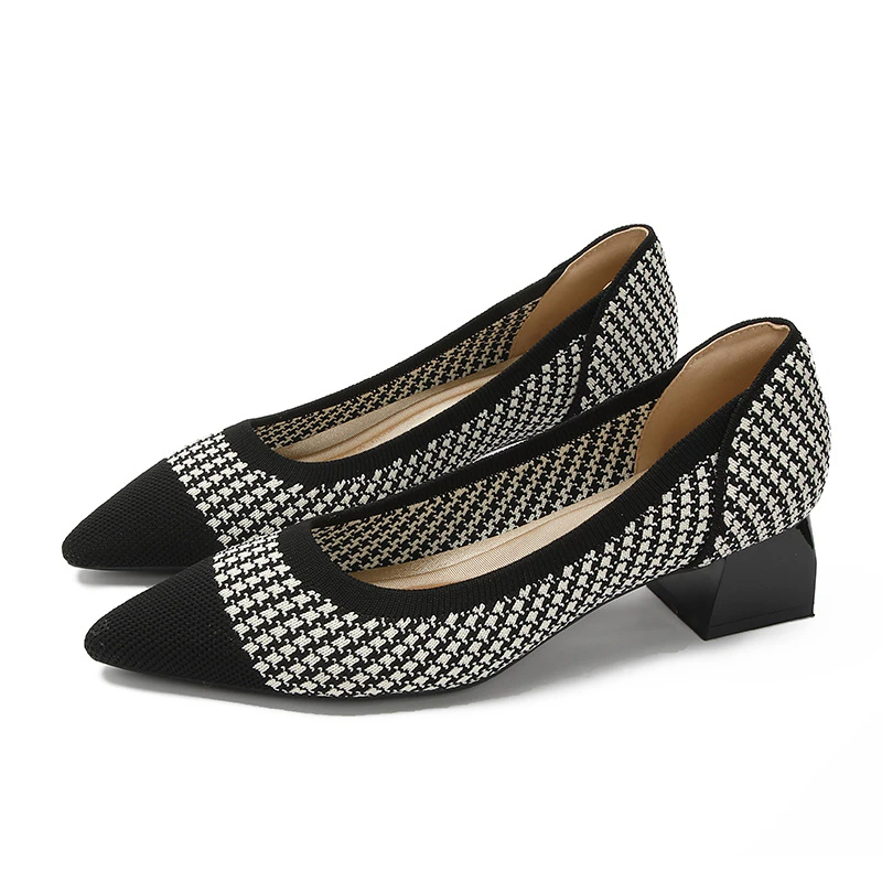 Scarpin Salto Bloco Confortável em Malha Tricô - Lais