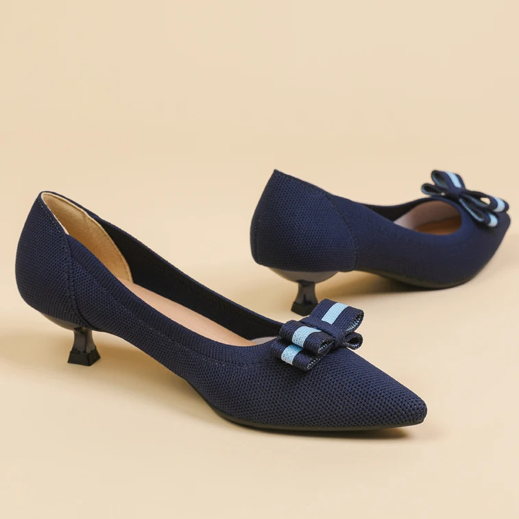 Scarpin Salto Kitten Confortável em Malha Tricô - Romana