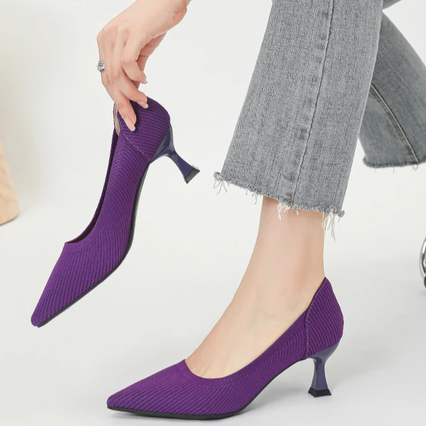 Scarpin Salto Médio Confortável em Malha Tricô - Clara