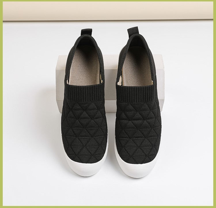 Sapato Slip-On Anabela em Malha Tricô Acolchoada - Sibel