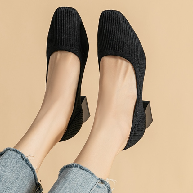 Scarpin Salto Bloco Confortável em Malha Tricô - Lena