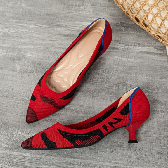 Scarpin Salto Kitten Confortável em Malha Tricô - Stella