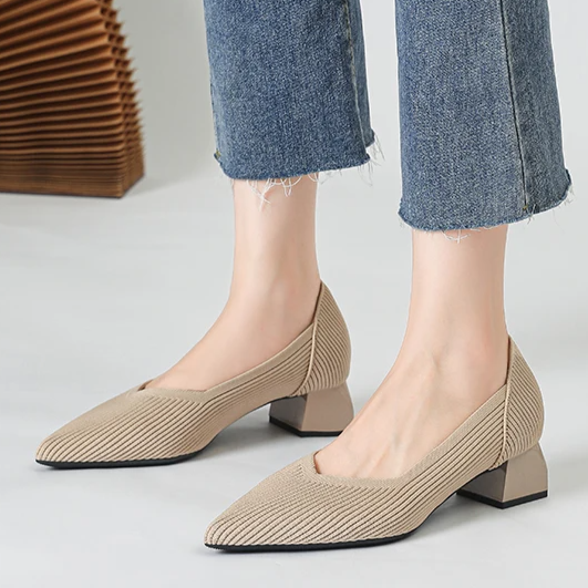 Scarpin Salto Bloco Confortável em Malha Tricô - Scarlett