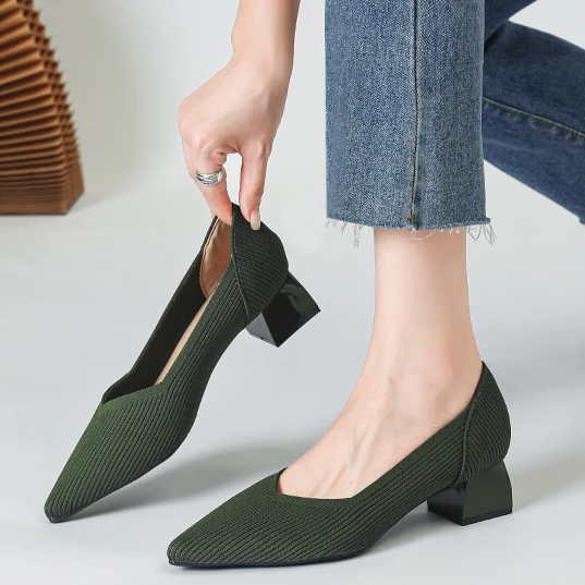 Scarpin Salto Bloco Confortável em Malha Tricô - Scarlett