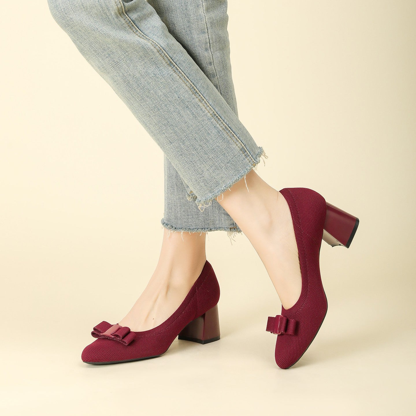 Scarpin Salto Bloco Confortável em Malha Tricô – Valerie