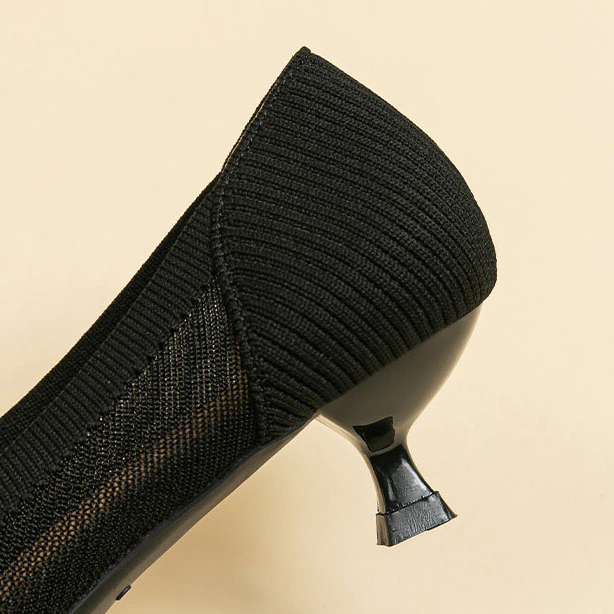Scarpin Salto Kitten Confortável em Malha Tricô - Sarah