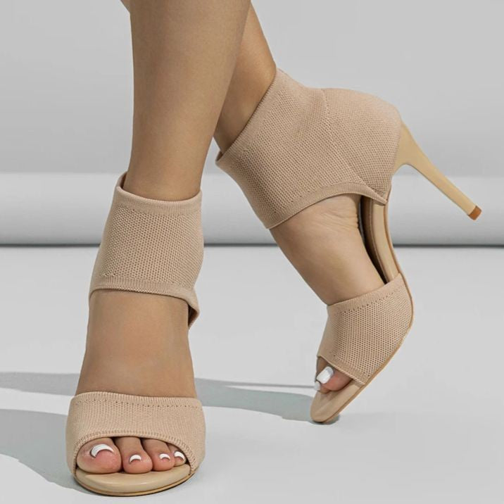Sandália Peep Toe em Malha Tricô com Salto Fino - Isolde