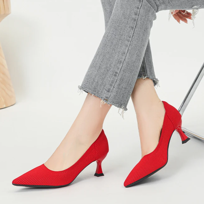 Scarpin Salto Médio Confortável em Malha Tricô - Clara