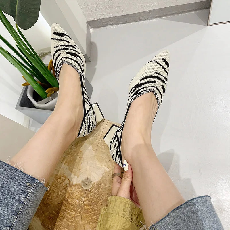 Scarpin Salto Bloco Confortável em Malha Tricô - Rosana
