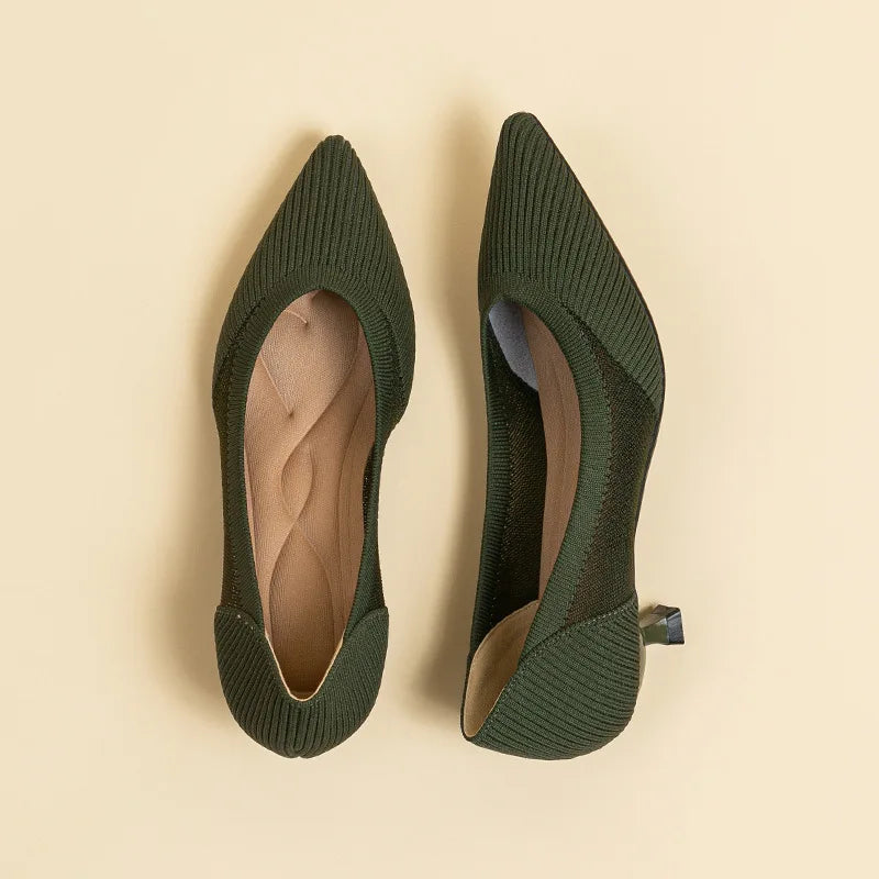 Scarpin Salto Kitten Confortável em Malha Tricô - Sarah