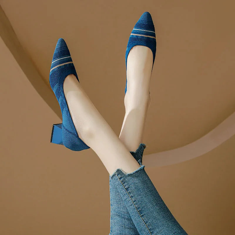 Scarpin Salto Bloco Confortável em Malha Tricô - Lais