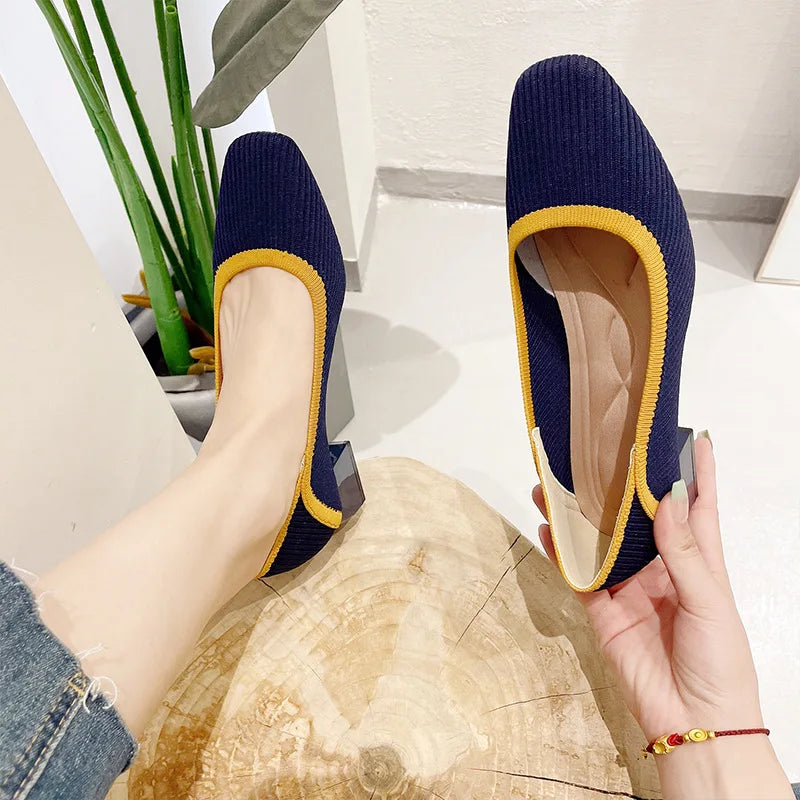 Scarpin Salto Bloco Confortável em Malha Tricô - Daniela