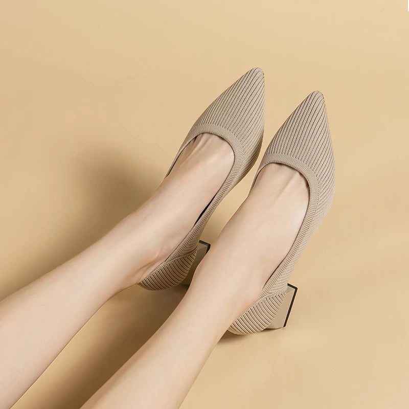 Scarpin Salto Bloco Confortável em Malha Tricô - Agnes