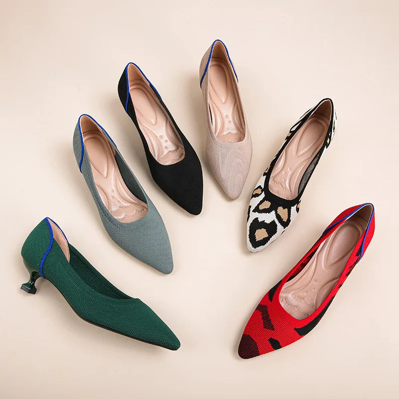 Scarpin Salto Kitten Confortável em Malha Tricô - Stella